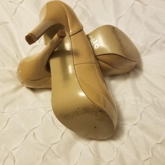 Guess nude heels 6.5 - Picture 3 of 4